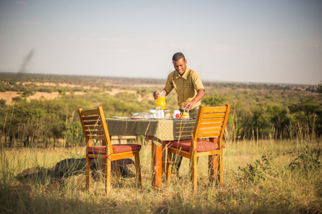 Tukaone serengti camp | Serengeti National Park | Africa Safaris Experience