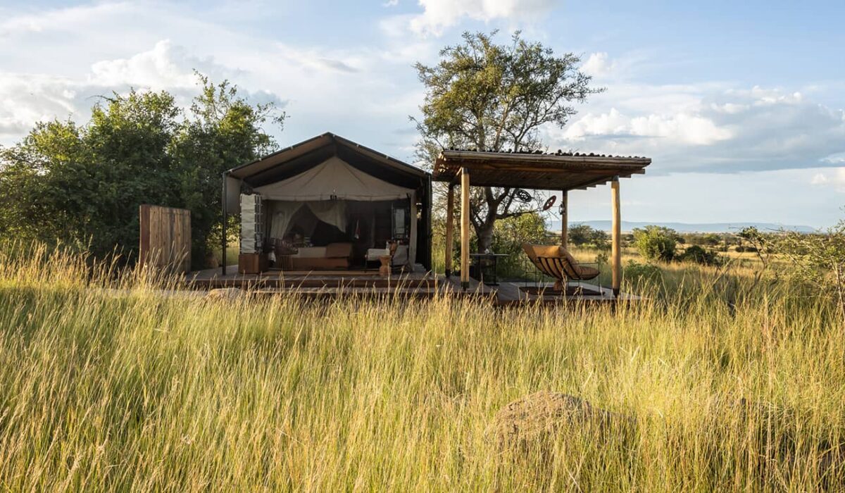 Accommodation in Kogatende Singita Mara River Tented Camp Photo 1