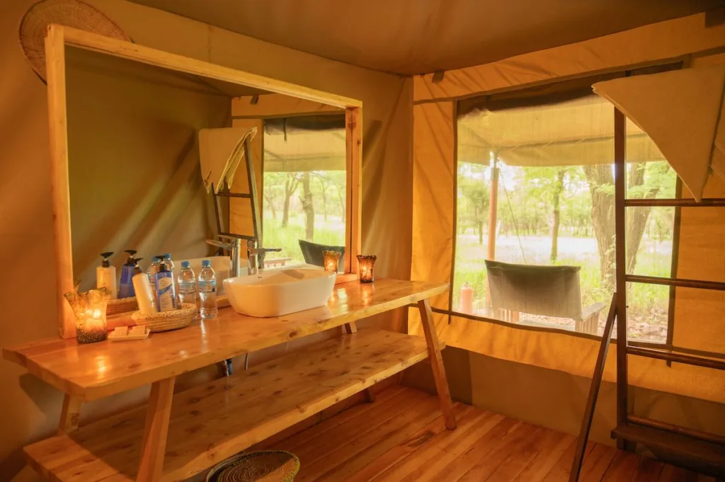 Tukaone Serengeti Camp Photo gallery - Tanzania Safari Experience